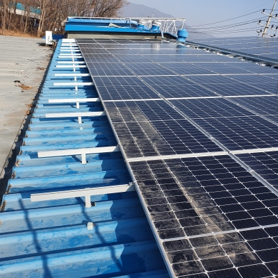 Solar PV Ganci per tetto in latta di montaggio in alluminio L Piedi ad alta intensità